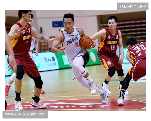 浙江稠州银行击败福建迎赛季首胜，兰道夫20分引领多点开花